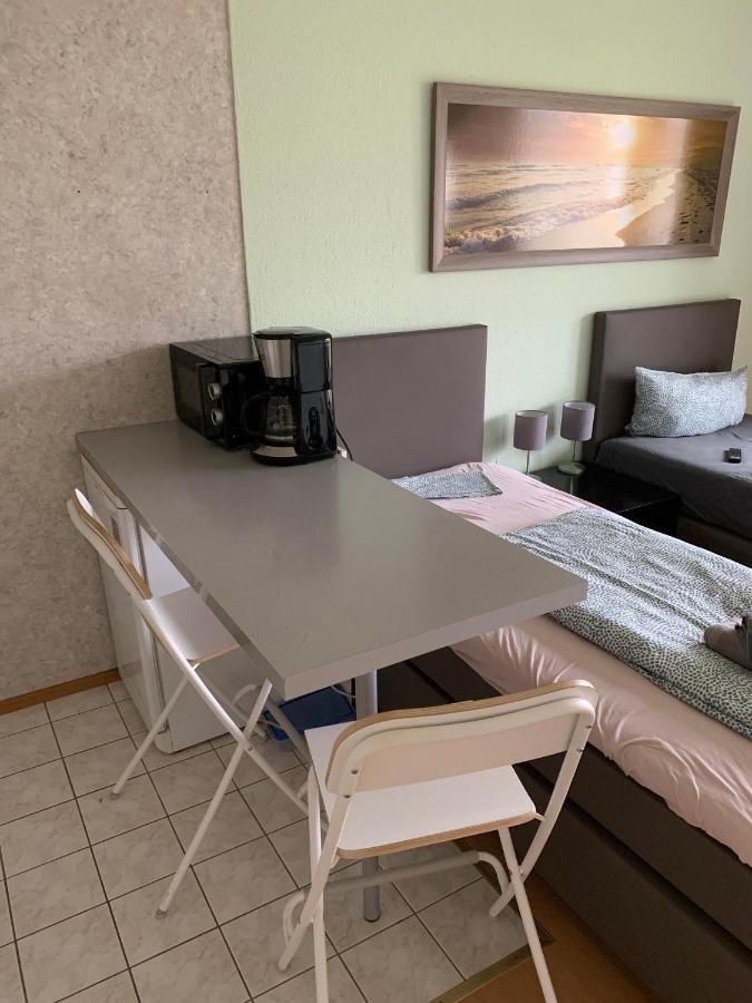 Ruhige Sonnige Wohnung Mit Rooftopterrasse Nahe Universitaet Gerbrunn Екстериор снимка
